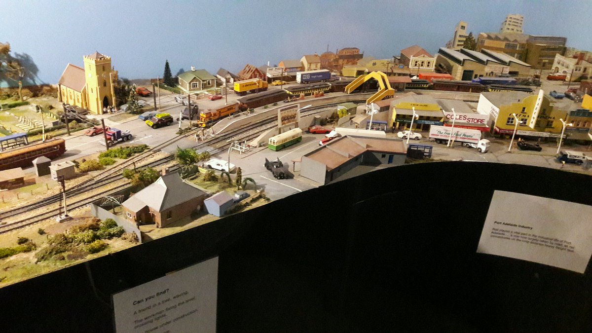 JustinOEarlwood's tweet photo. Even model railways are #BetterWithBatman @ReidParker_ https://t.co/e1XSZWHiUY