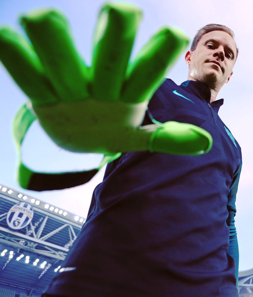 We came here with one objective. That's it. See you all tonight. 💪🏼⚽🇮🇹
#DesireToWin #UCL