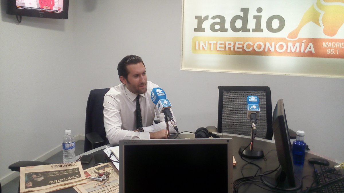 🔴 #ENDIRECTO Foro Directivos con <a href="/rio_gago/">Pablo del Rio Gago</a>, socio de <a href="/OrientaCapital/">Orienta Capital</a> 
@AEDtweets 
💻 intereconomia.com/radio