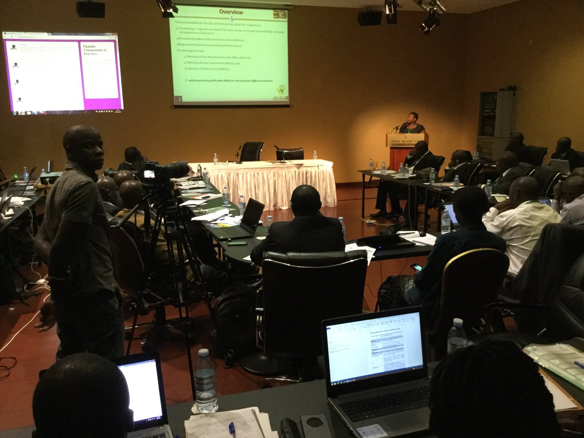 binrola's tweet photo. Loren Mbabazi presenting 100Days results in "Accountability &amp; Partnerships" under #Afrik4R at the #UCoP Day 1 on 11th April 2017 @OPMUganda https://t.co/rl4vkovz1t