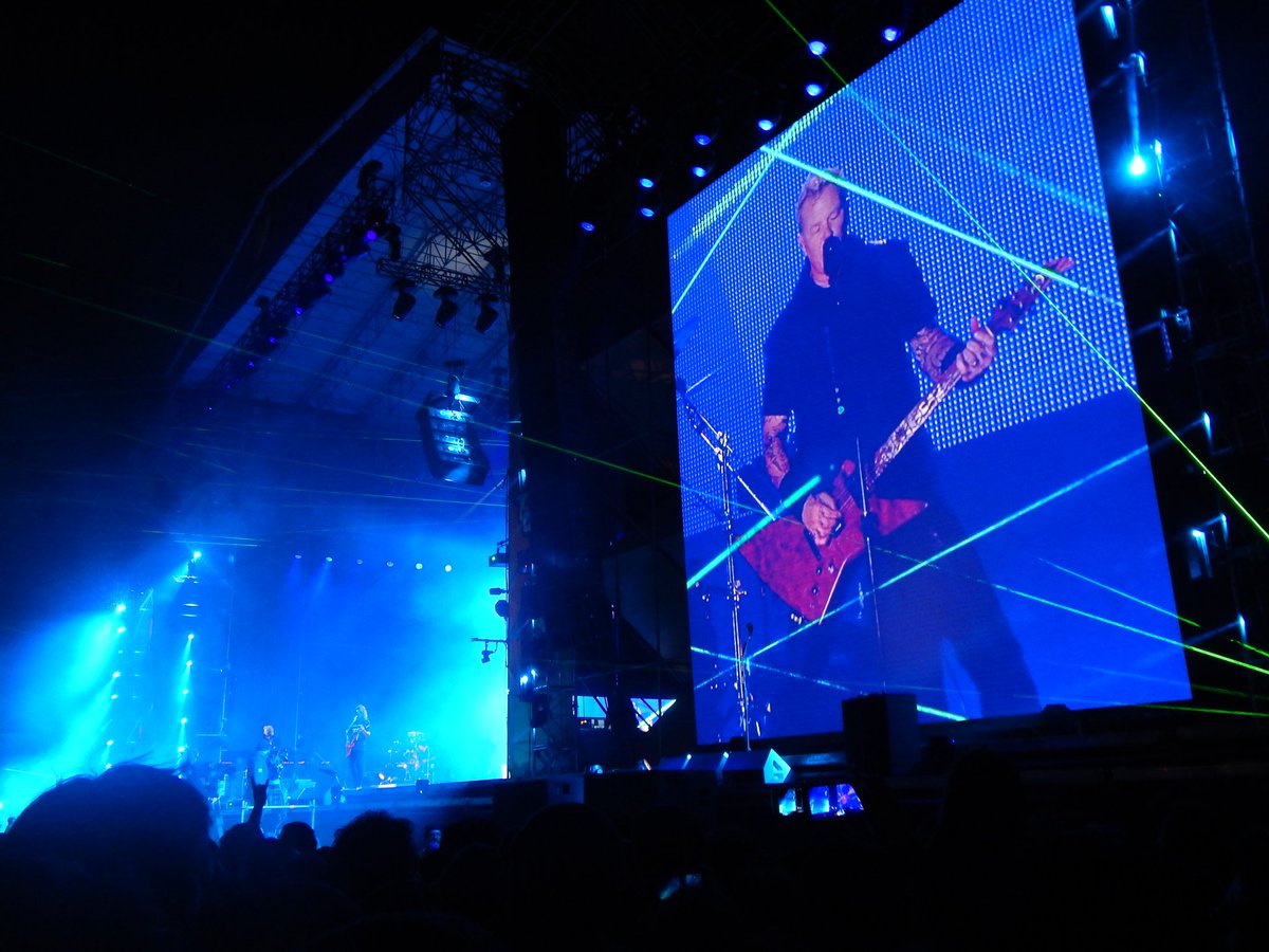 MetLiveInArg tweet picture