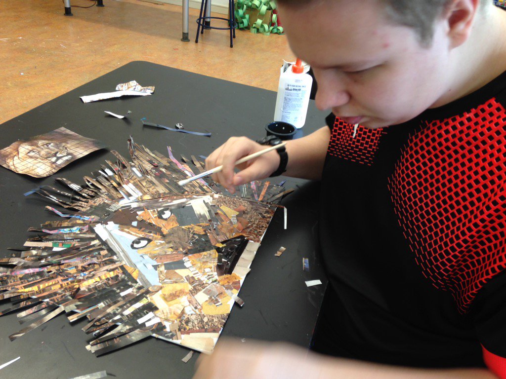 HMMeinen's tweet photo. #grade9art working on their #collage pieces #rvisionaries #RVIS_art @RVIS_bh https://t.co/jAnrdwbRSt