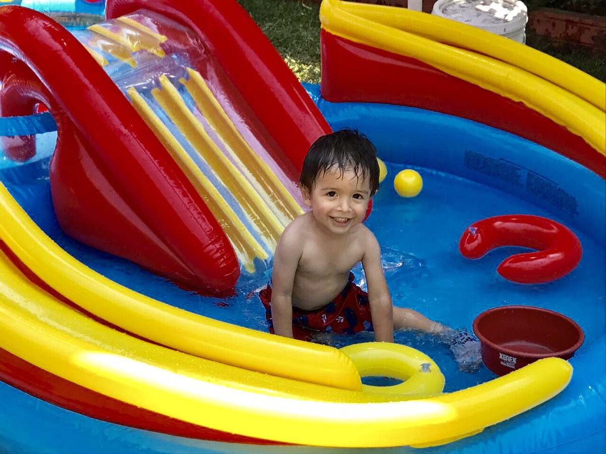 NicolasDLeon's tweet photo. How was your summer?? @GerberLife #Summer2017 #babies https://t.co/Wif29vIcO5