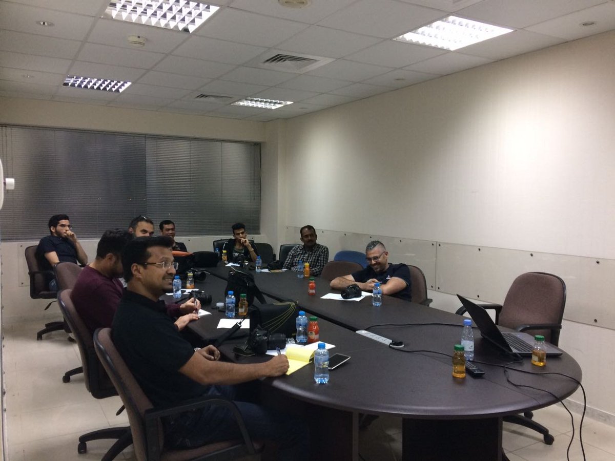 NikonschoolSA's tweet photo. Nikon School Jeddah English session
6 April 2017 https://t.co/oR6MArqce6