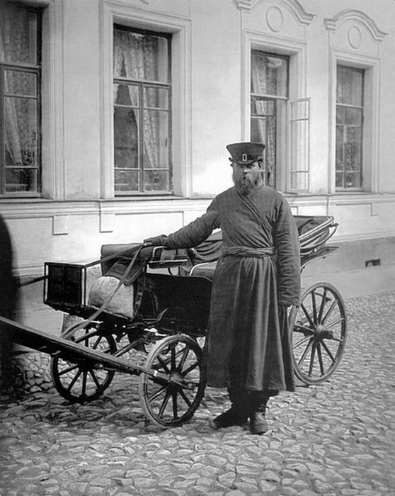 HistoryFoto's tweet image. Профессиональный московский извозчик – «голубчик». Россия. 1880-е.