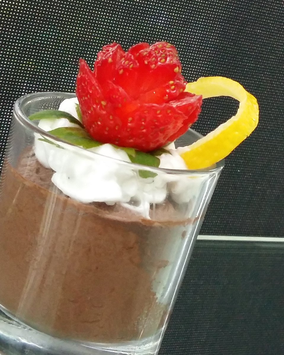 allin_2016's tweet photo. WOW..Amazing Youu!!!! rasakan dan nikmatiii manisnya "CHOCO MOUSSE"
.Harga : 12 k
☎ 0271-742227 @Solo24Jam @SoloUpdate @Zona_Solo https://t.co/arf0I00bAz