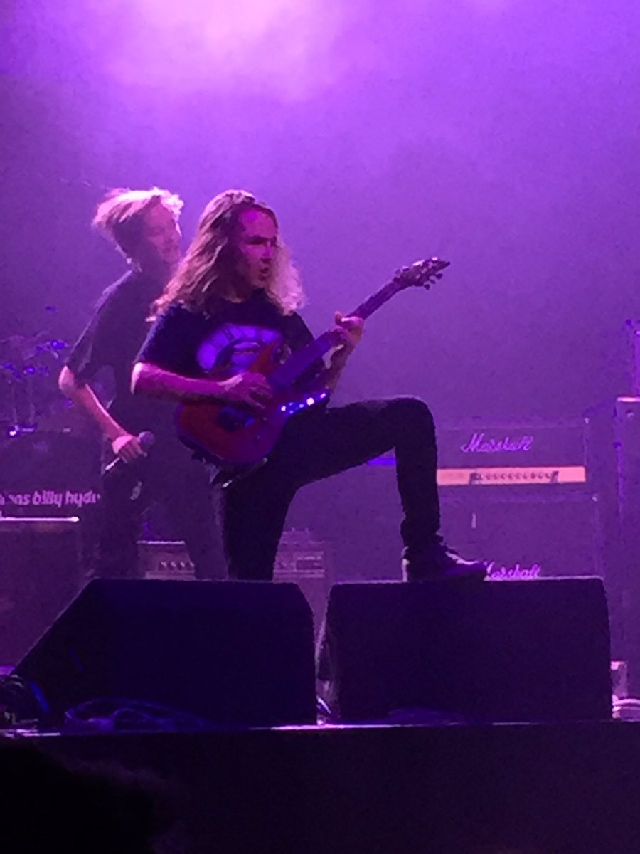 roxferryband's tweet photo. Happy 15 birthday! #rock music #roxferry #guitarist https://t.co/49sqFVShTJ