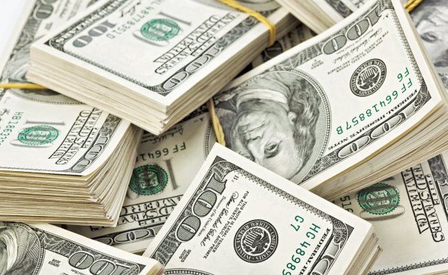 HaberERK's tweet photo. Cari işlemler açığı Şubat ayında 564 milyon dolar arttı https://t.co/cprm57yor6 https://t.co/Hlg1CTZ21n