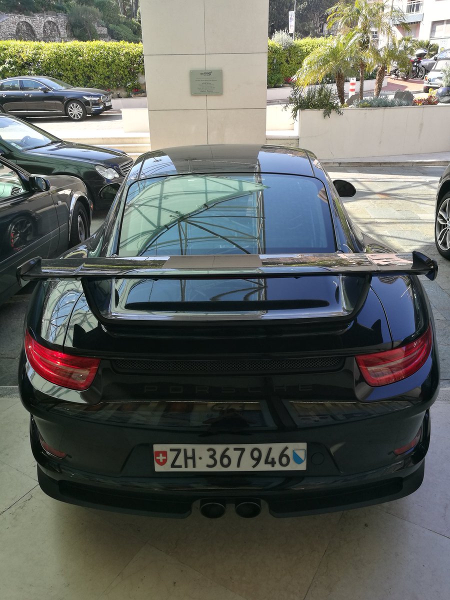 skogaat's tweet photo. Porsche 911 991 GT3 #turbotuesday #porsche #Monaco #black #wing #Awesome 🏎🚗💵 @PorscheRetail @Porsche https://t.co/EtkJ201BwW