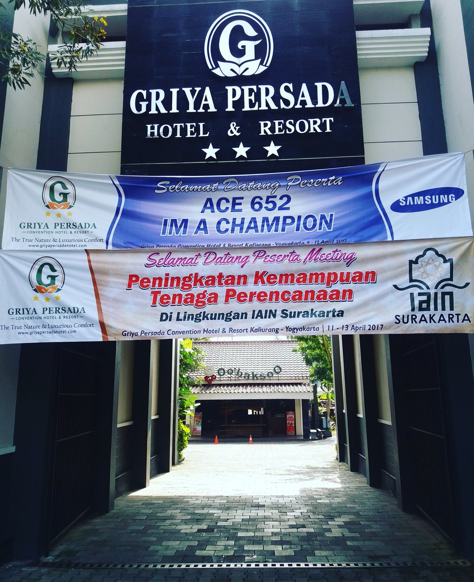 Email :info@griyapersadahotel.com
Phone :(0274) 446 4401
Fax : (0274) 446 4403
Pin : 5C00935E