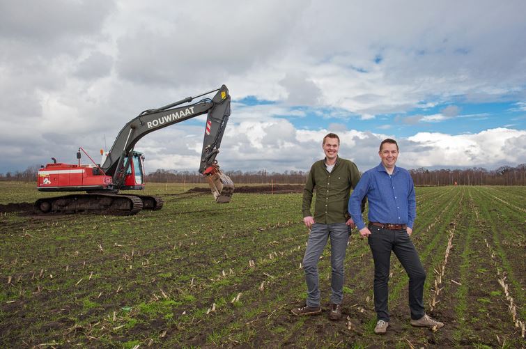 Maak kennis met de derde generatie Rouwmaat! 

bit.ly/2ouiEE7