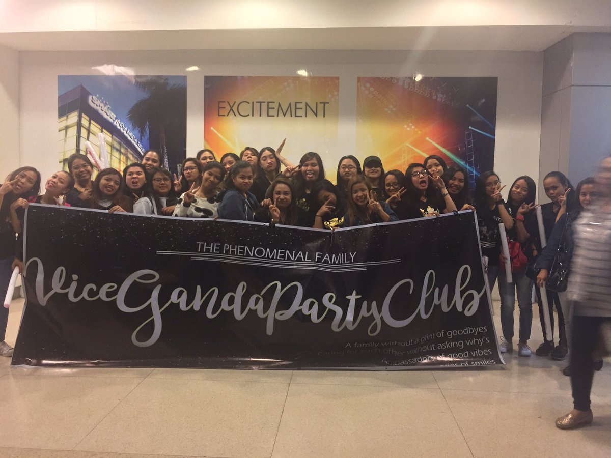 vicegandako's tweet photo. Mahal ko kayong lahat kahit parepareho na tyong nagtatabaan!!! ❤️❤️❤️❤️❤️❤️❤️ https://t.co/C9gbs0nh59