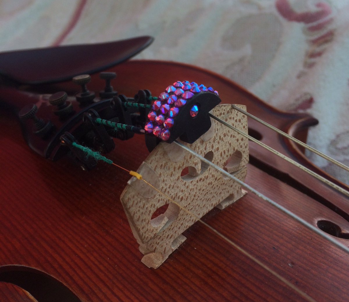 Beautiful violin mute on its way  today - New Swarovski colour Fuchsia Shimmer ❤️