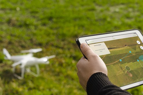 .<a href="/GroupamaRaa/">Groupama RAA</a> et <a href="/squadrone_sys/">Squadrone System</a> lance le 1er drone autonome destiné aux experts agricoles, exo.expert 
 bit.ly/2ouhoRk