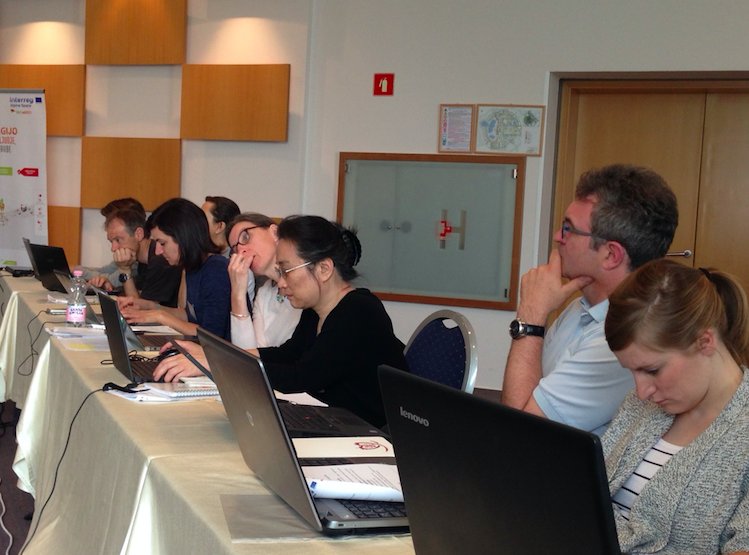 eu_THE4BEES's tweet photo. IT Architecture overview, Metadata, Smart Data Platform #Yucca, sensor boards, #Arduino. A new partners meeting in Slovenia for @eu_THE4BEES https://t.co/Tx1XG9JUH5