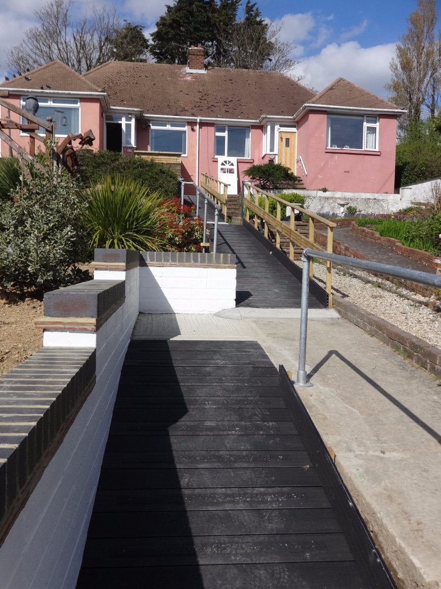 three section #disabledramp for #mobilityscooter completed in #Hastings using @helpmebuildit <a href="/cladcoprofiles/">Cladco Profiles</a> and <a href="/SafeTread_UK/">SafeTread</a> #freedom