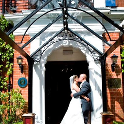 Wedding Venue Offers (@ukweddingvenues) on Twitter photo <a href="/MacBerystede/">Macdonald Berystede</a> - Stunning #Berkshire wedding venue in the style of a French Chateau, complete with turrets #wedding ow.ly/yXEv30amvr0 <a href="/MacBerystede/">Macdonald Berystede</a> - Stunning #Berkshire wedding venue in the style of a French Chateau, complete with turrets #wedding ow.ly/yXEv30amvr0