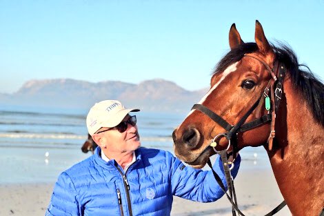 Happy birthday to <a href="/JohnTFreeman/">broken back</a> – wishing you a wonderful day, many winners and many more happy returns. 🎉🎂🎁