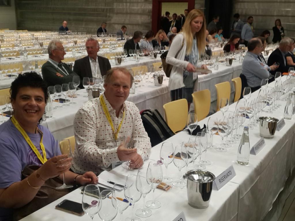 Pieter de Waal (@hermitonthehill) on Twitter photo Guess who I bump into at #vinitaly17 #ChampagneChianti tasting? <a href="/FromageDeFrance/">lodine maske</a> #Salon04 #Cristal04 #Passignano12 #Colonia11 #Colledila10 Guess who I bump into at #vinitaly17 #ChampagneChianti tasting? <a href="/FromageDeFrance/">lodine maske</a> #Salon04 #Cristal04 #Passignano12 #Colonia11 #Colledila10