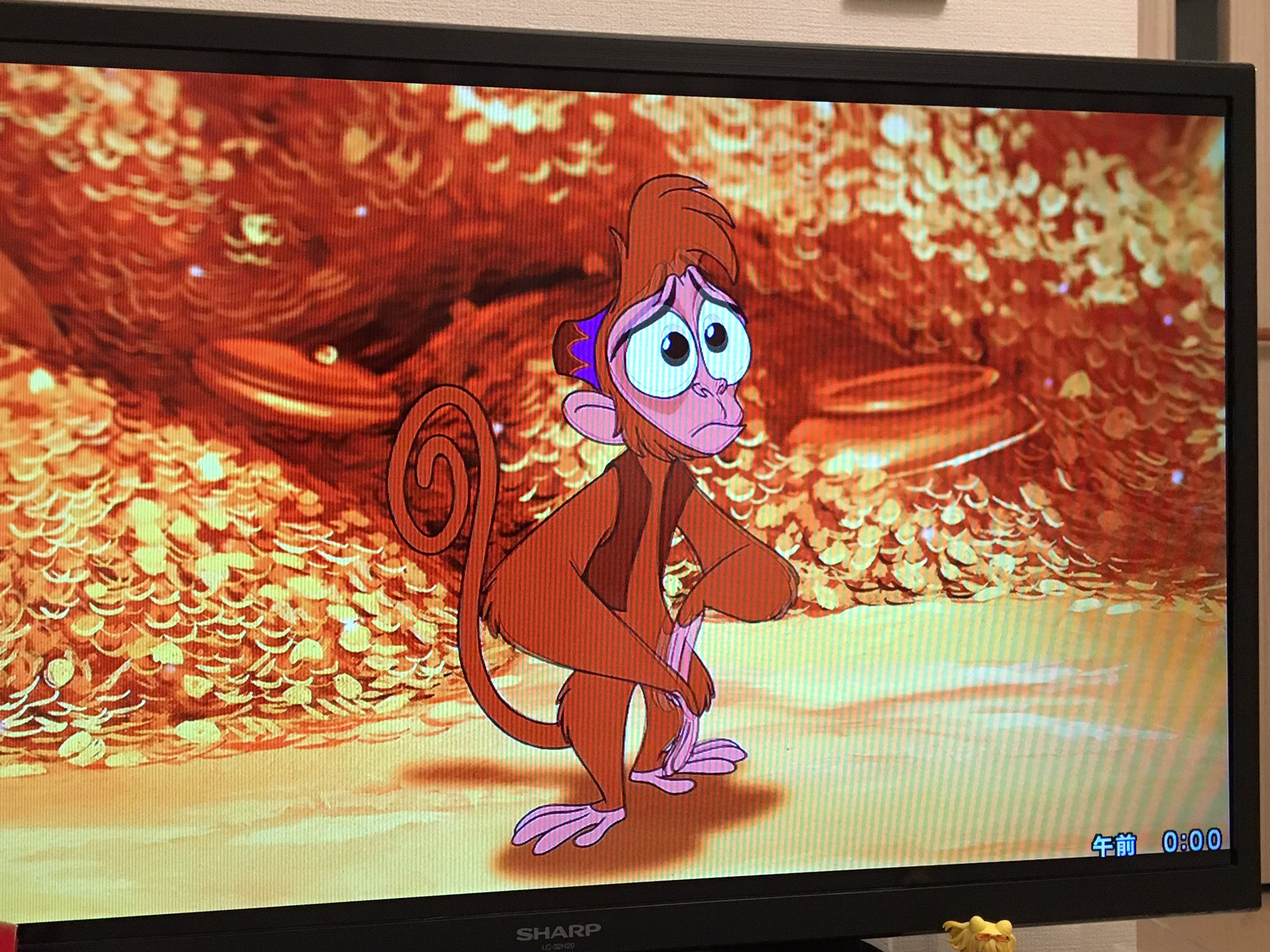 芹澤優 I Ris 帰ってディズニーのアラジン見てるんだがアブー可愛すぎてもうダメ サル飼いたい ゆうきちゃん以外で 笑 T Co 2bzpcpaxvf Twitter