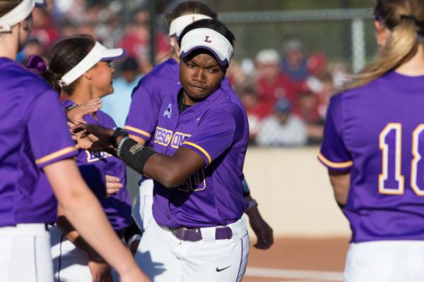 LipscombBisons's tweet photo. Softball's game with Samford is canceled https://t.co/53cHVRbdZY #beLieve https://t.co/HKZ4L9ESBR