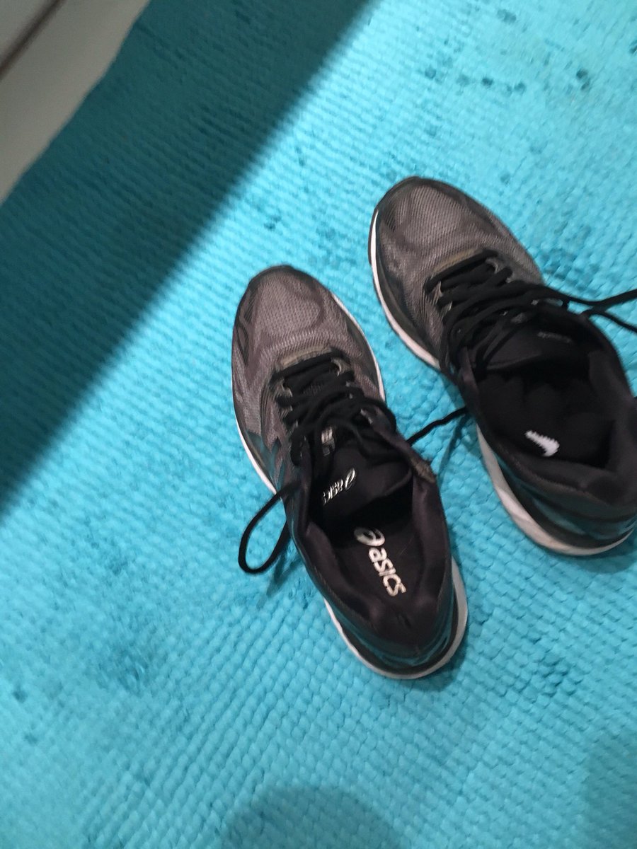 SamfromSpain's tweet photo. Off for a run & MPC! This has become a healthy daily fix thanks to you all! @MyPeakChallenge @SamHeughan @F1ghtCamp https://t.co/UFEldbnRZw