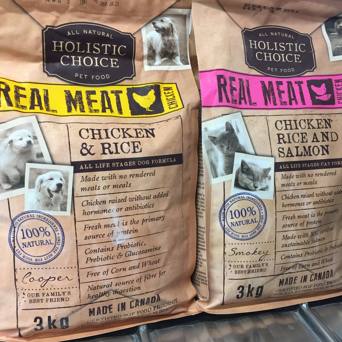 organicgarage's tweet photo. It's @NationalPetDay!Check out these Healthy Pet Food options that will make your cat or dog jump for joy! @castorpolluxpet @Holisticchoice1 https://t.co/gImTzXntQl