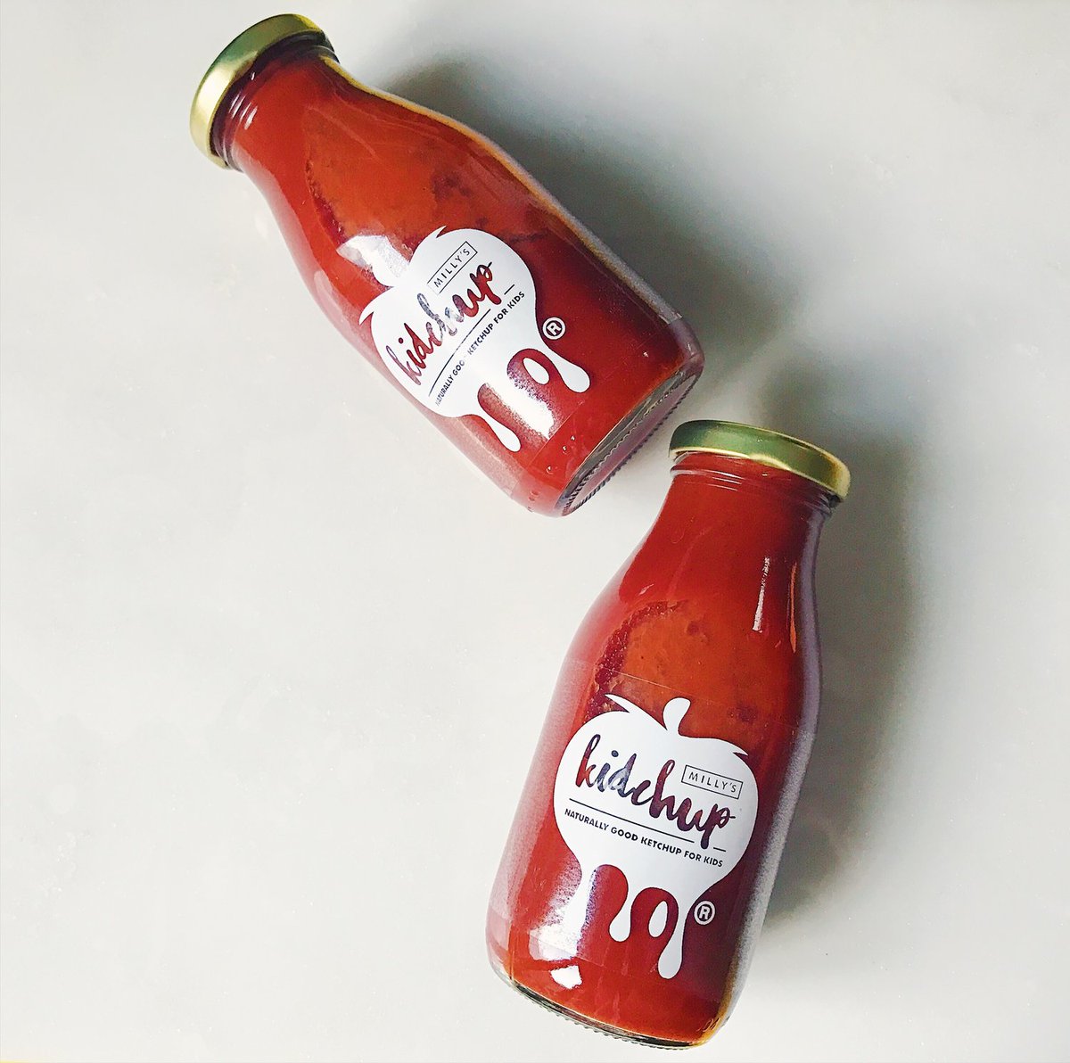 Modern Family Food &amp; @millyskidchup chat red lippy, sticky chicken &amp; getting more bang for your buck at Space NK: bit.ly/2o3ghoF