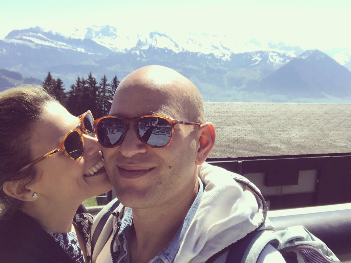 nataliekriz's tweet photo. Quick Trip to Switzerland!😉#HappyPesaj  פםח שמח# #Familia🙌🏻😍😘 https://t.co/VDKvGeHsyS