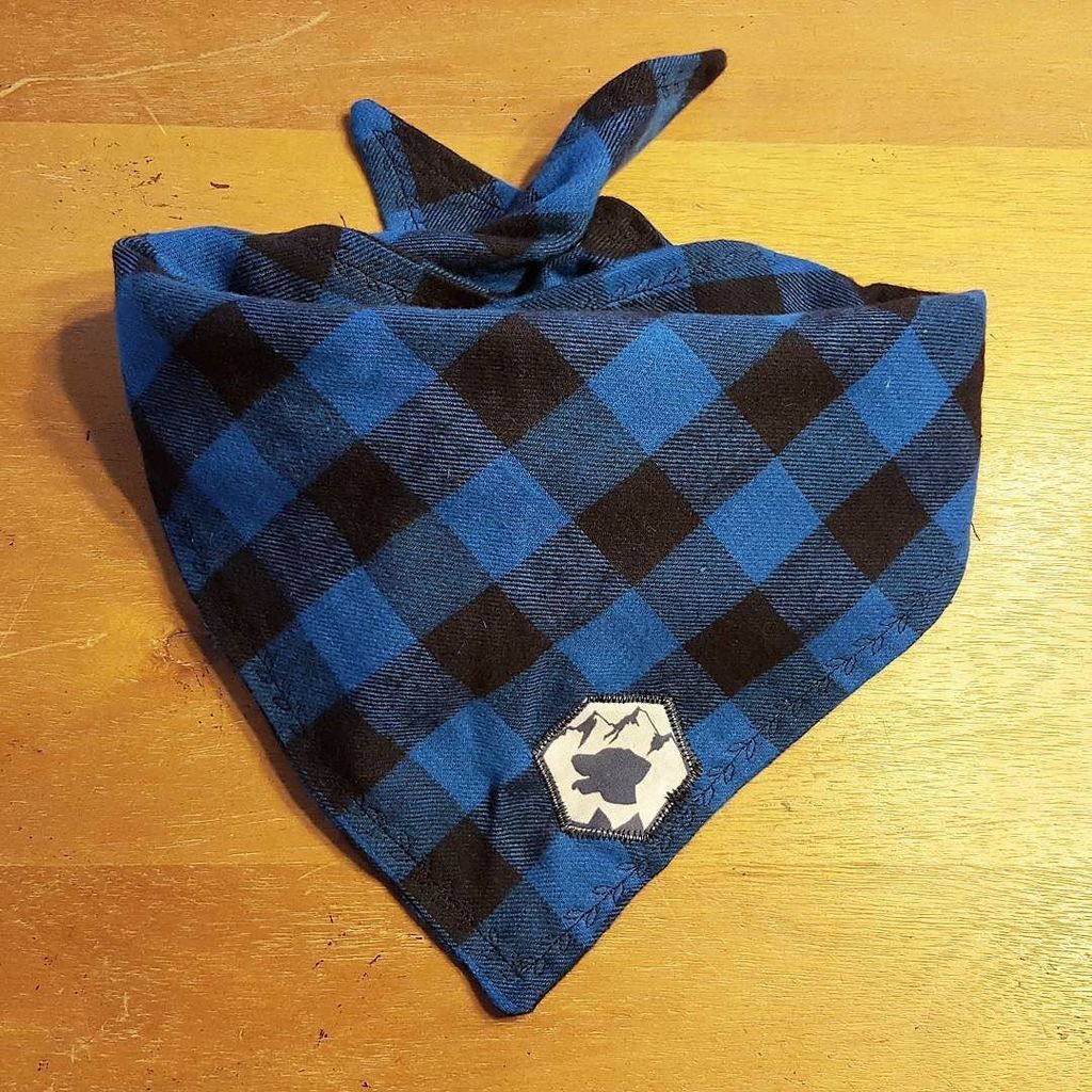 AdventureMutts's tweet photo. Blue Steel Plaid bandanas are up on the site. This is a limited run, so what's available now is all there will eve… https://t.co/8MXA7vicb9 https://t.co/O1gyDOG3ie
