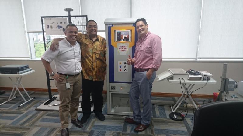PacDataSys's tweet photo. Indonesian trip continues...@PaulGapes visiting Sisfo Indonesia with Pak Nirwan, Pak Afriyadi #informationtechnology https://t.co/bAmK2mUHXP