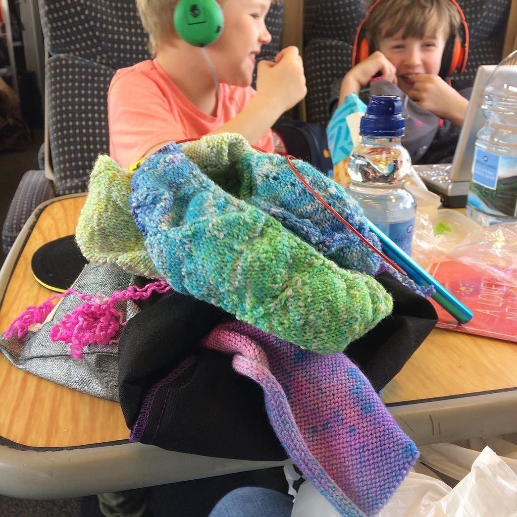 TheWoolKitchen's tweet photo. You know the drill! Plug them in and Knit! #homewardbound .
#thewoolkitchen #knittersofinstagram #crochetersofinst… https://t.co/G7lxXOO5Ve https://t.co/xJz9ZW5l4N