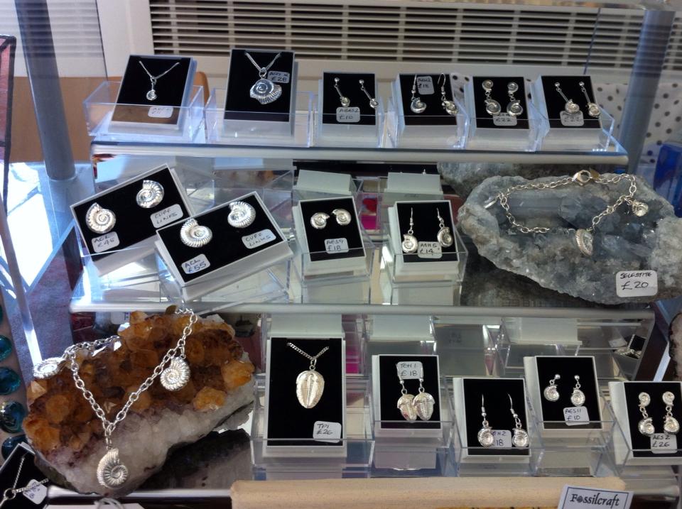 longbridgelife's tweet image. Support local businesses &amp;amp; craftspeople – check out what they've got on offer at our Easter market on Saturday, 9-5pm #birmingham #craft