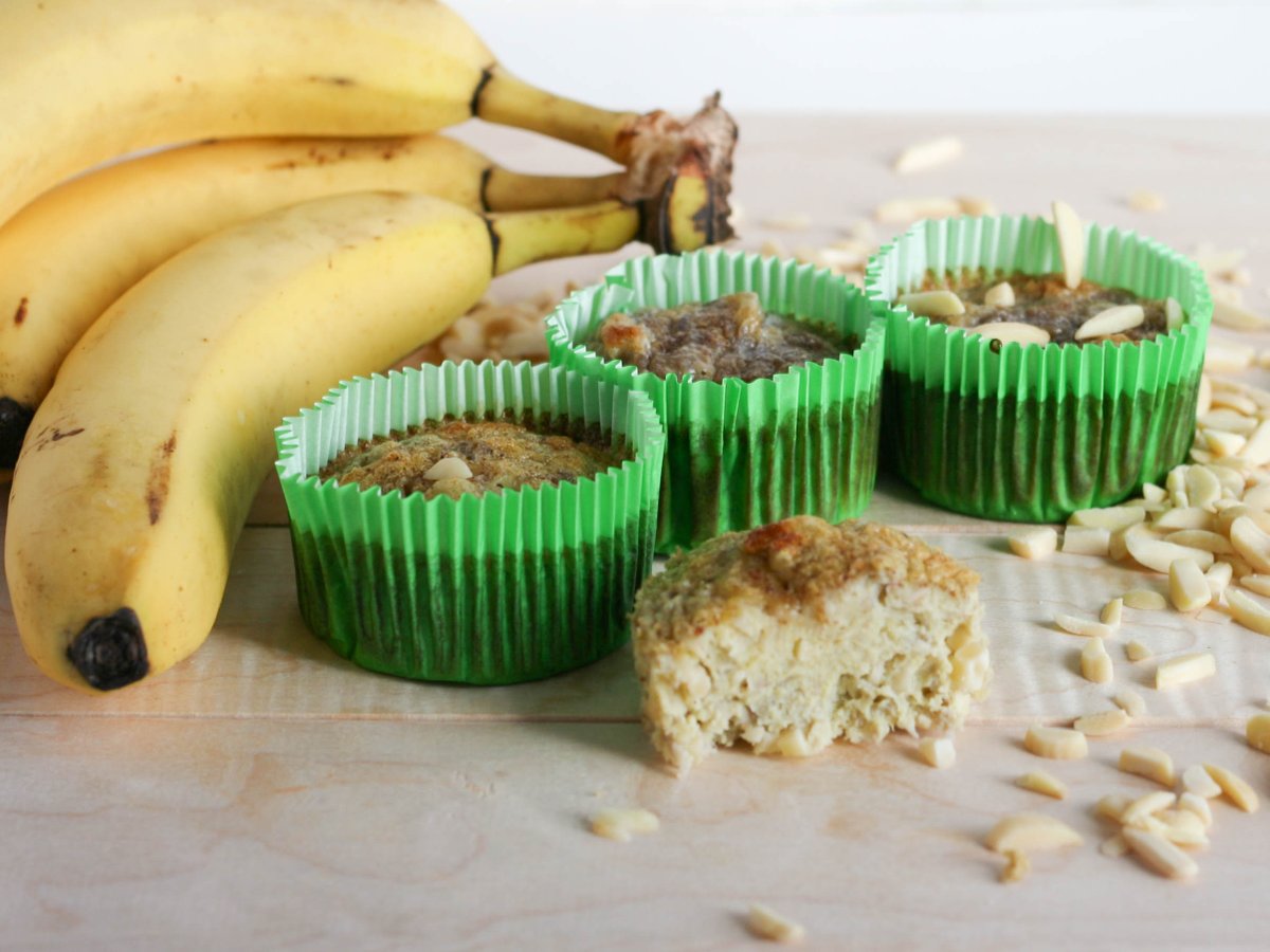 Slimmables's tweet image. Banana Egg Muffins