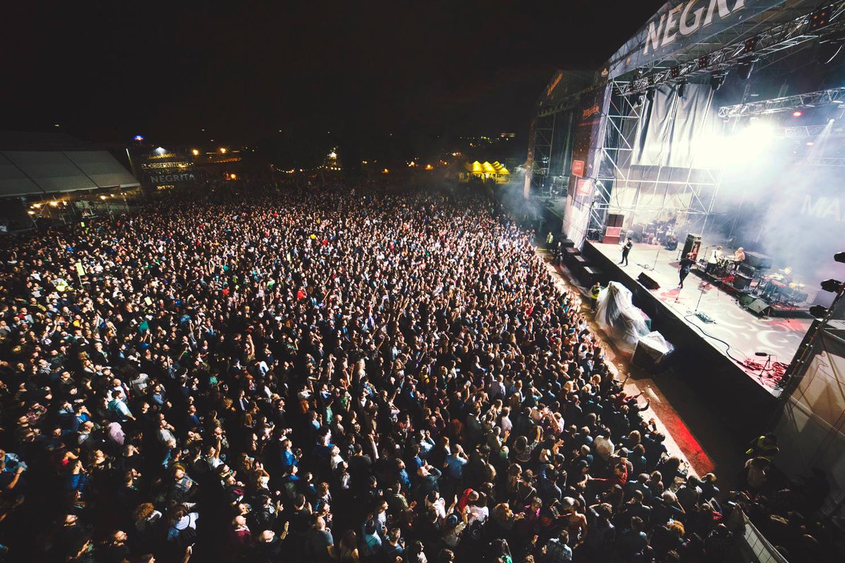 InterestelarSev's tweet photo. En Sevilla ya huele a azahar, a fiestas, a primavera y por supuesto a #InterestelarSevilla2017 

Más info: https://t.co/0dDGUpjEnB https://t.co/ehd8xQIwXo
