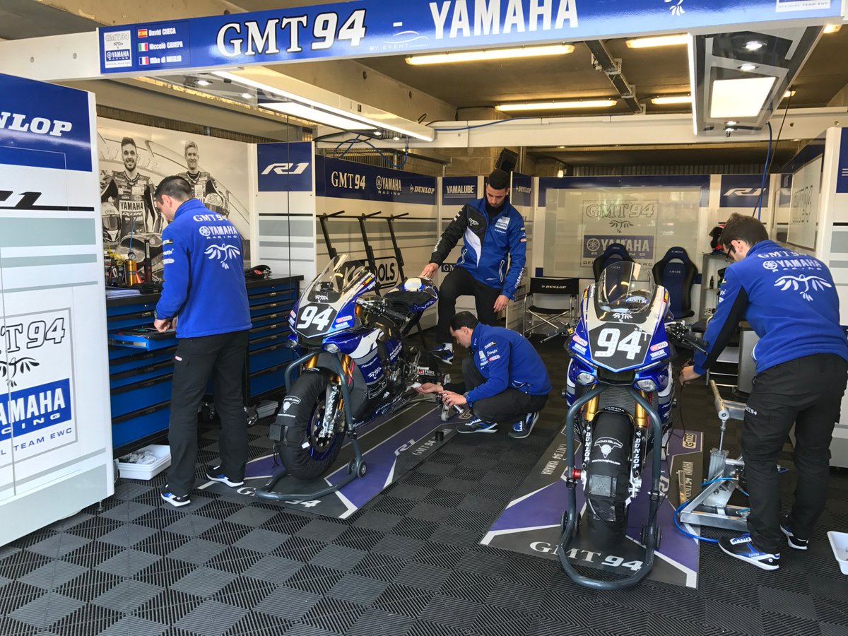 guyot94's tweet image. #24hmotos derniers réglages avant la pause déjeuner. Reprise des essais à 14h #FIMEWC #LeMans #Yamaha #weR1