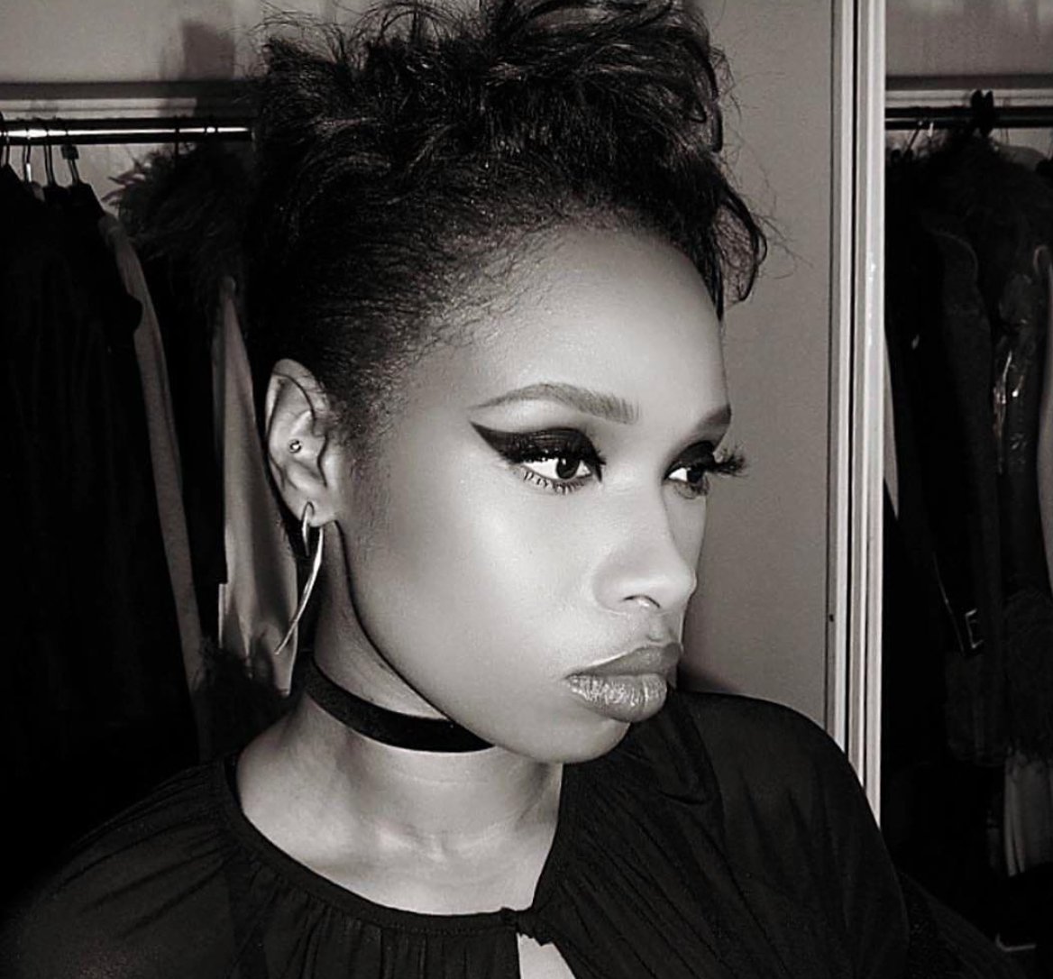 EleganceLashes's tweet photo. We are LOVING our "bekka" lashes in @IAMJHUD's latest video! 😱❤️ https://t.co/XlDqyhW50l