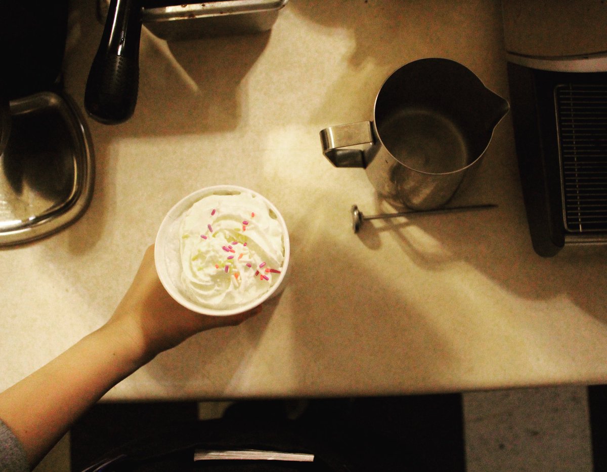 memories_cafe's tweet photo. •But First, Coffee•

#Coffee #Espresso #CoffeeHouse #Latte #Frappes #Blended #Mocha #AddFlavor #CoffeeCup #Easter #Spring #Colorful #Tuesday https://t.co/XPJlDEV4eE