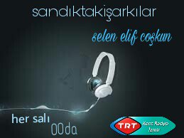 selencoskun8's tweet photo. Bu gece birlikteyiz 00da @kentradyoizmir #sandıktakişarkılar da buluşuyoruz 🎙🎵📻🎶🎧 https://t.co/Tq5bfiCehz