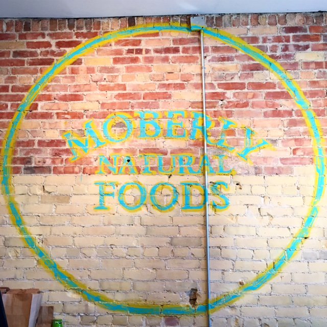 moberlynaturals's tweet photo. We got a fresh coat of paint this weekend! https://t.co/ZyFOCejCUR
