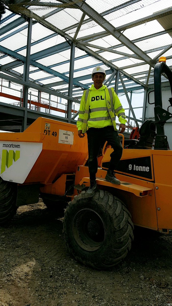 MikeeRoss92's tweet image. We're a firm full of tennis balls now 👀