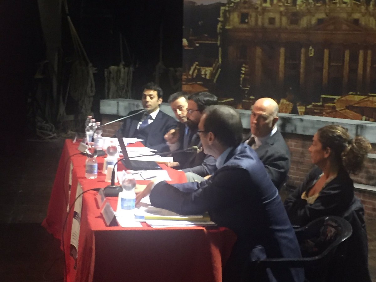 .<a href="/AssEConte/">Associazione EConte</a> Convegno #dirittoFallimentare #avvocati Roma <a href="/AssEConte/">Associazione EConte</a> <a href="/69cristina/">Cristina Fasciotti</a> <a href="/leonardov80/">leonardo vecchione</a> <a href="/serena_pal/">serena palombi</a> <a href="/AvvCNicolais/">Claudio Nicolais</a> <a href="/marcodefazi/">marco de fazi</a> <a href="/MCesali/">Massimiliano Cesali</a> <a href="/MarvasiT/">Tommaso Marvasi</a>