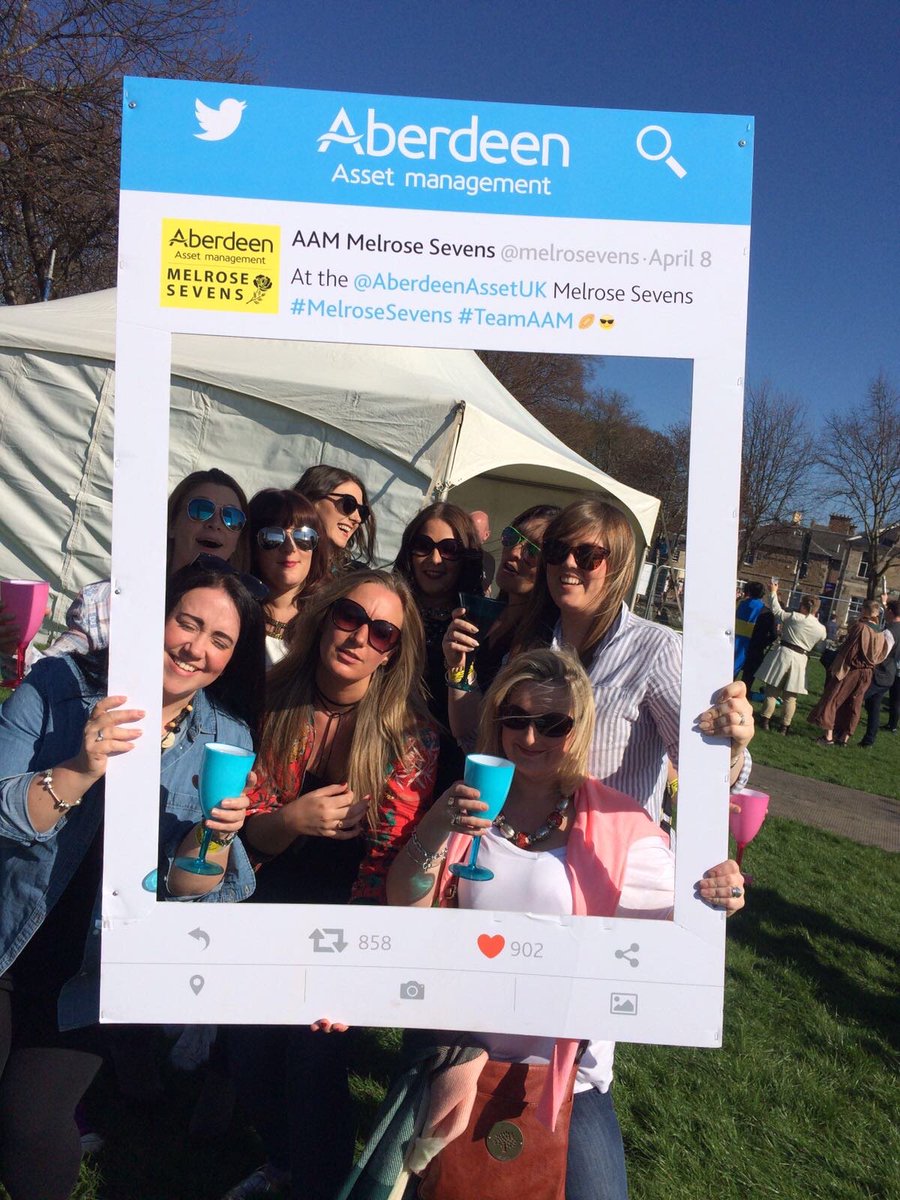 wearemascot's tweet photo. We asked rugby fans to strike a pose at the Melrose Sevens Tournament on Saturday with @trickertweets 📸🏉 #EventProfs #Experiential https://t.co/AGsh96PRw6