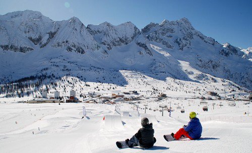 scigratis's tweet photo. Festival #SnowBeat a Pontedilegno Tonale in @AptValdiSole: ad aprile 7 notti + #ski pass+ingresso ai concerti 451โฌ! https://t.co/hqYHKK9ZYp https://t.co/XN06i9IVFN