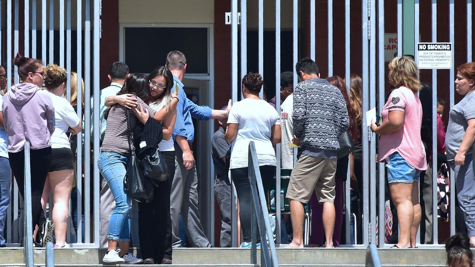 Varios heridos en tiroteo en escuela primaria en San Bernardino, California