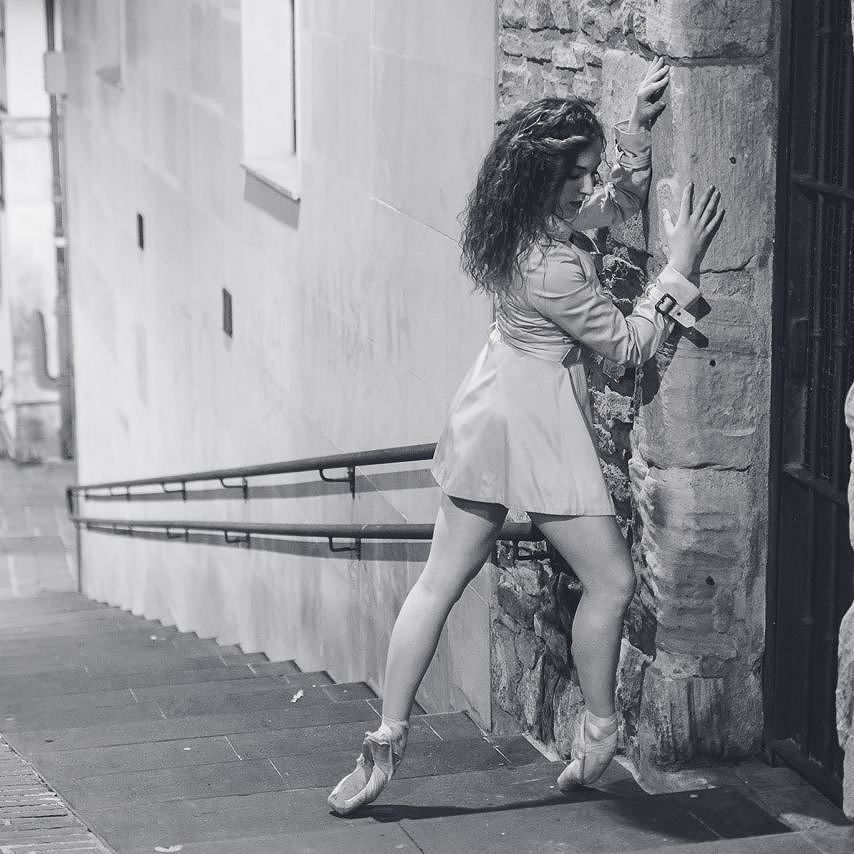 pelayoglezfoto's tweet photo. Back in the night #dancephotography @nuriavv10 https://t.co/hjuXQCto42