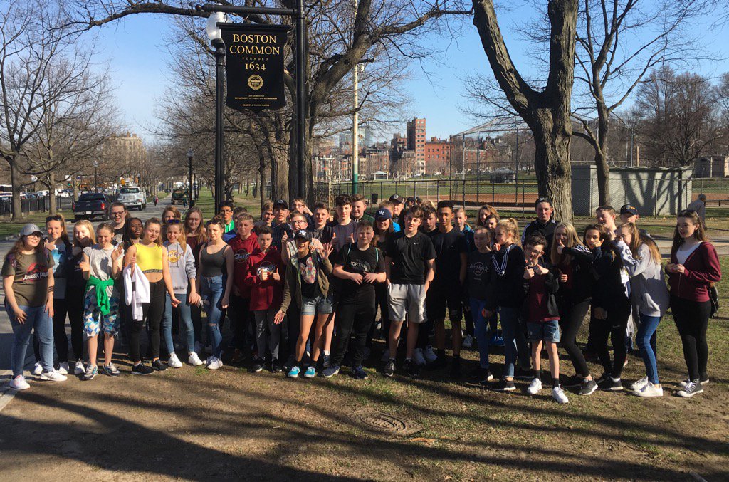 Georick's tweet photo. @BBEC1 @BBECSchool @AdaptableTravel Boston Common BBEConTOUR2017 https://t.co/G6UCgfJArE