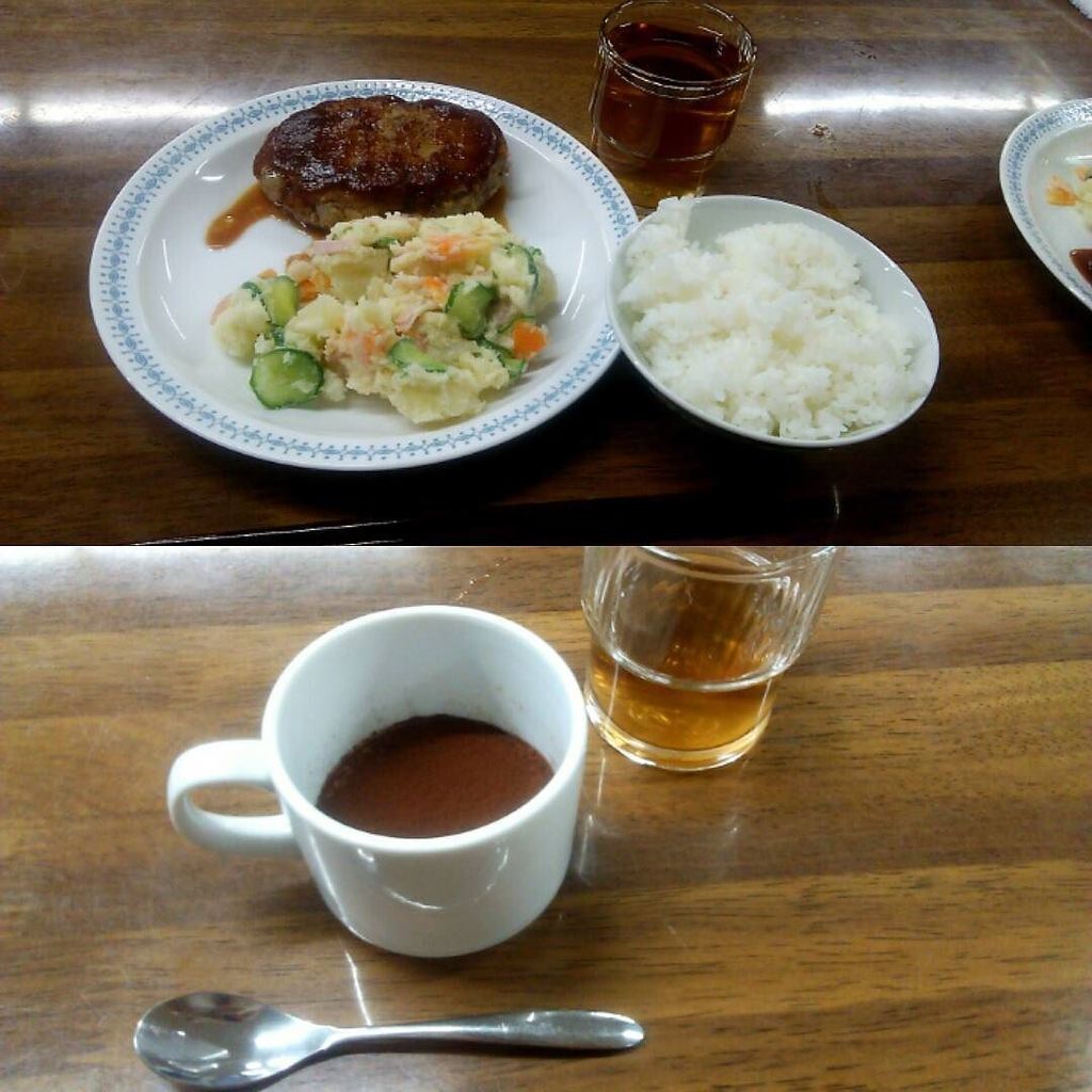 erdoromen's tweet photo. Today's la cook🍳😋💕 ハンバーグ+ポテトサラダ+ティラミス。

#lacook #らくっく #hamburger #potatosalad #tiramisu #today #20170411 https://t.co/UyjJAePNSG https://t.co/ObRfe2QbBc