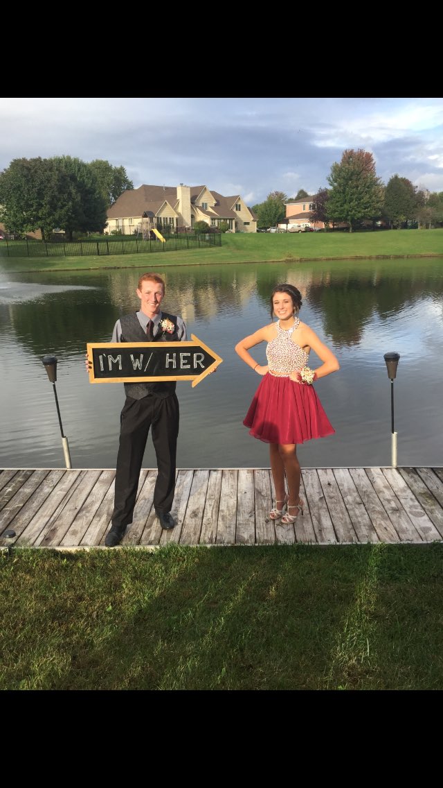 zac_schultz1's tweet photo. Happy birthday @asartorelli21 hope you have a great day 😊#shlee https://t.co/rUfNy4378D