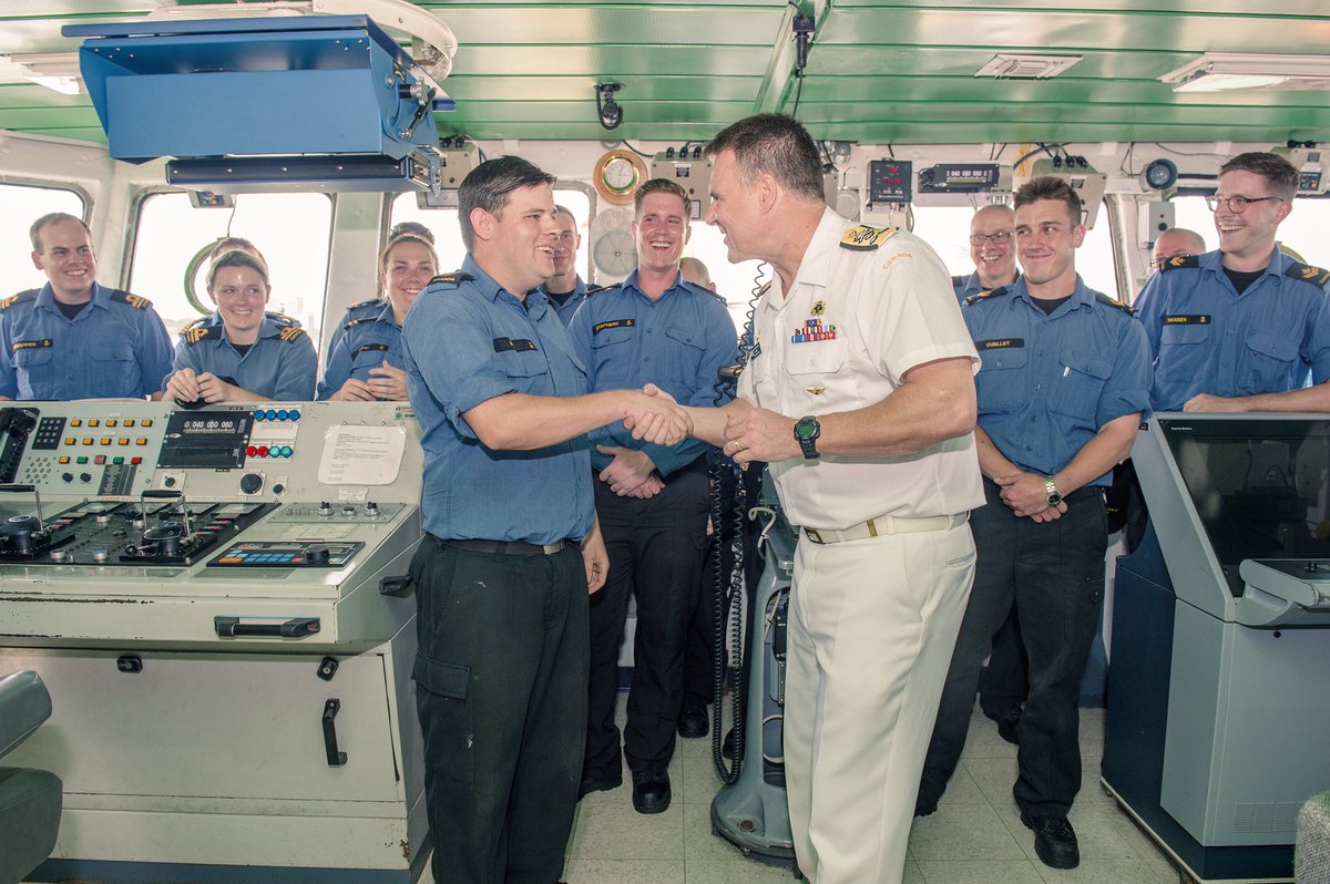 Comd_RCN's tweet photo. Had opportunity 2 speak w/ crew of Summerside &amp; Moncton who r making a difference in W. Africa. Leadership &amp; professionalism was exceptional https://t.co/nHeXK2EpAb